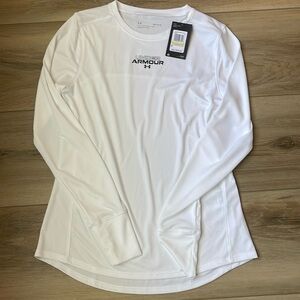 NWT Under Armour L/S Tee
